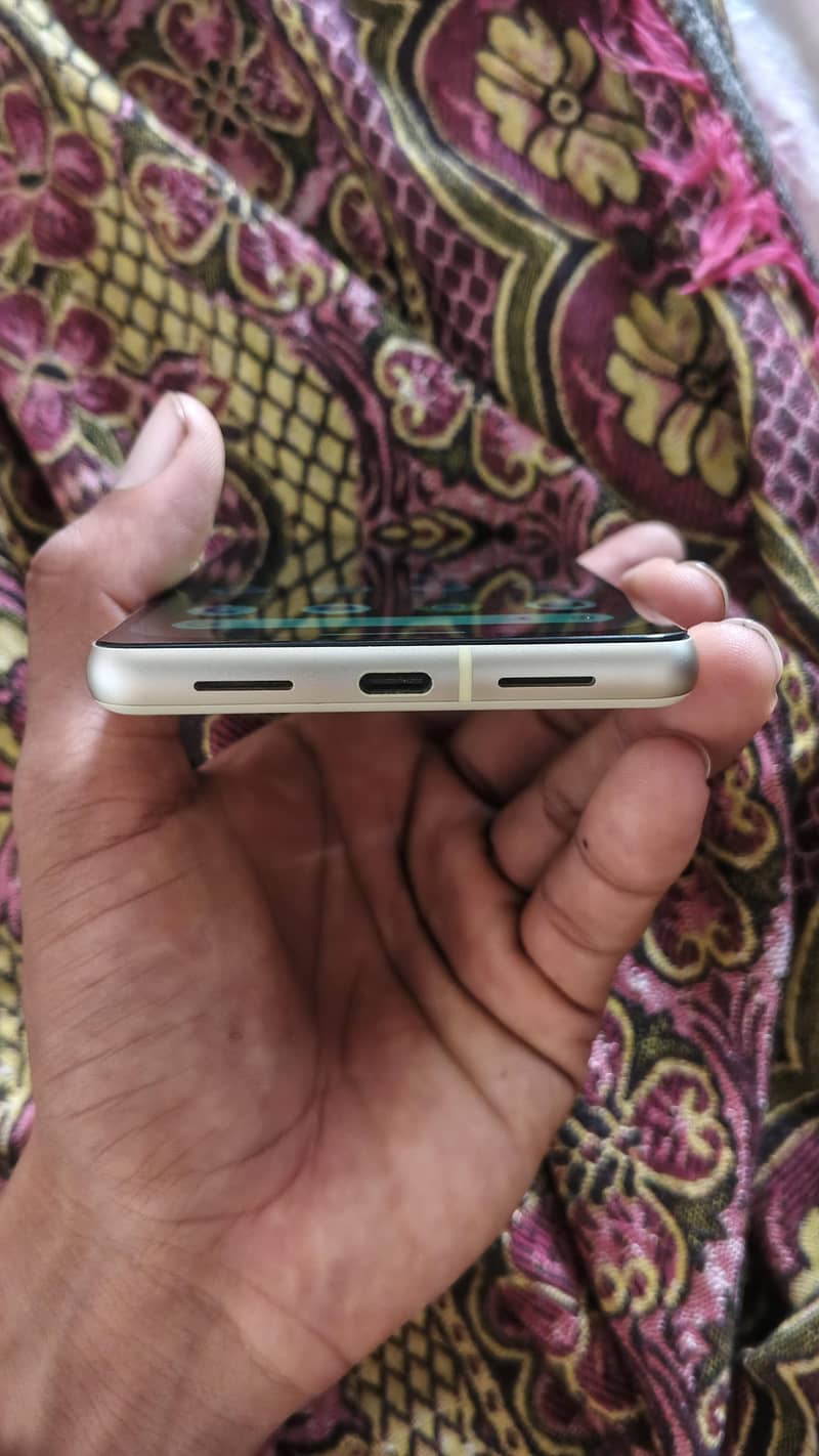 Google Pixel 7 2
