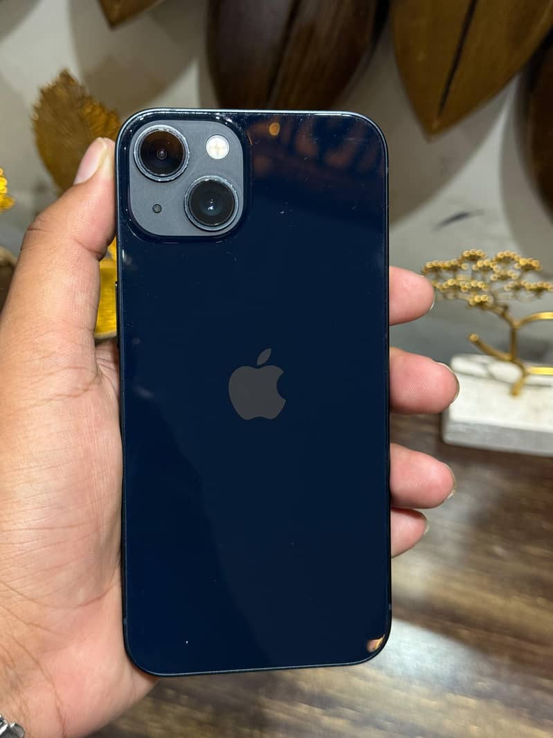 iPhone 13 7
