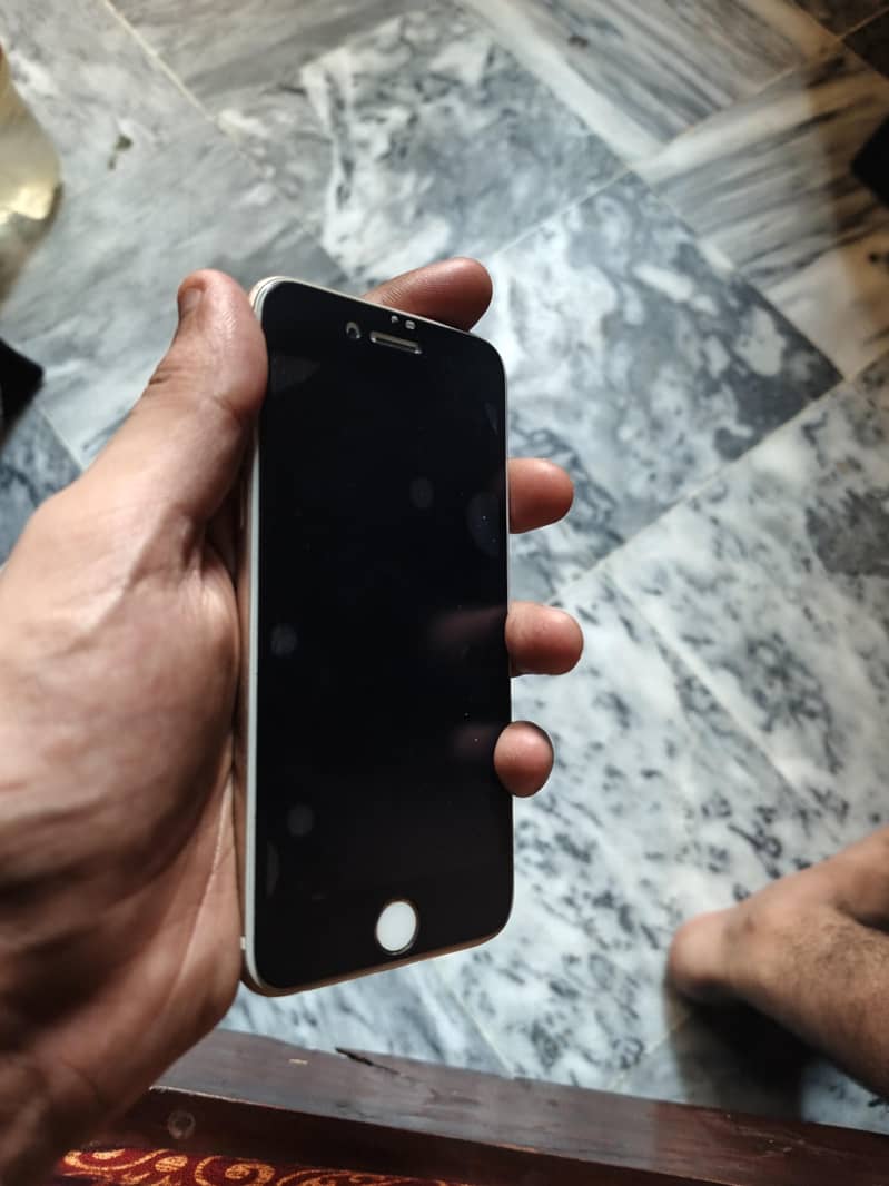 Apple iPhone 6 5