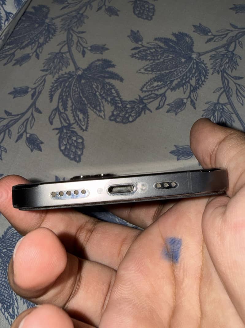 Apple iPhone 12 Pro 5