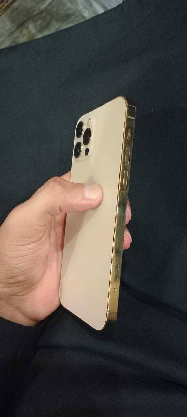 Apple iPhone 12 Pro 2