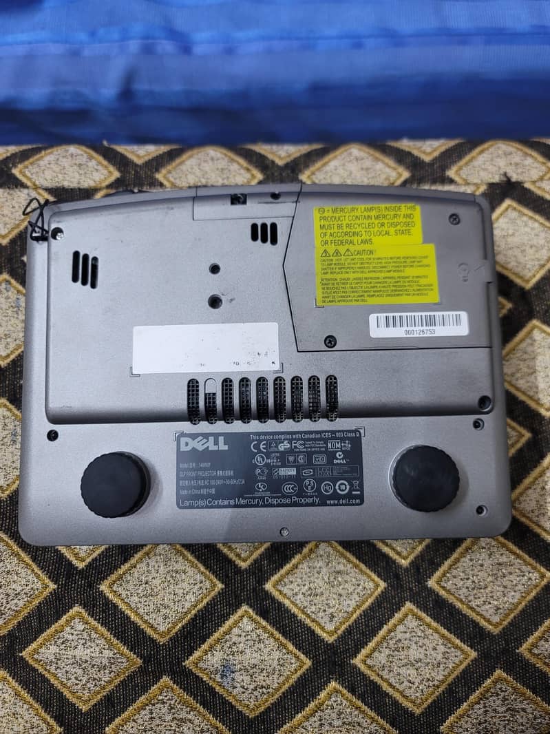 Dell projector 3