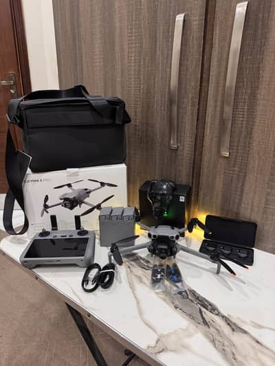 DJI Mini 5 Pro Drone – Excellent Condition | 3 Extra Batteries | Extra