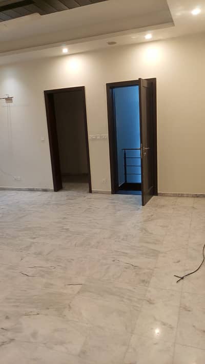 1 Kanal Upper Portion with Separate Gate For Rent in DHA Phase 6