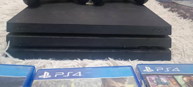 Play station Pro 1 TB