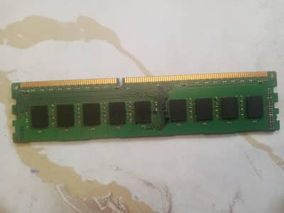 4GB DDR3 Desktop / Server RAM (9-Chips Per Side / 18-Chips Dual Rank)
