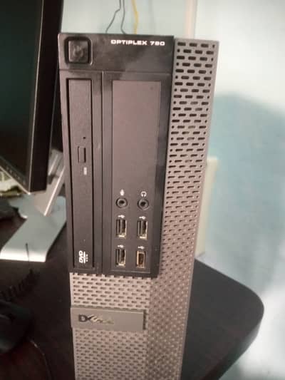 Dell CPU with Keyboard