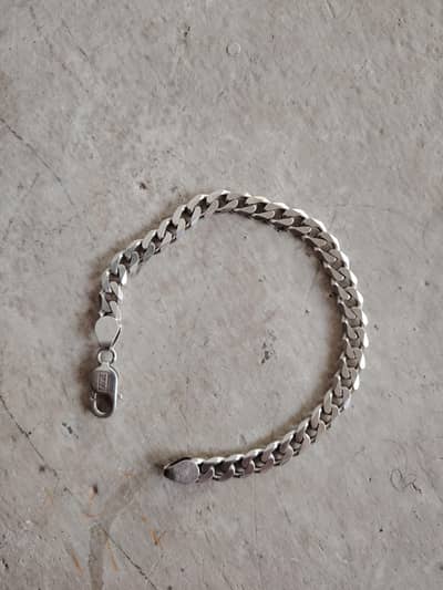 selling my Bracelet