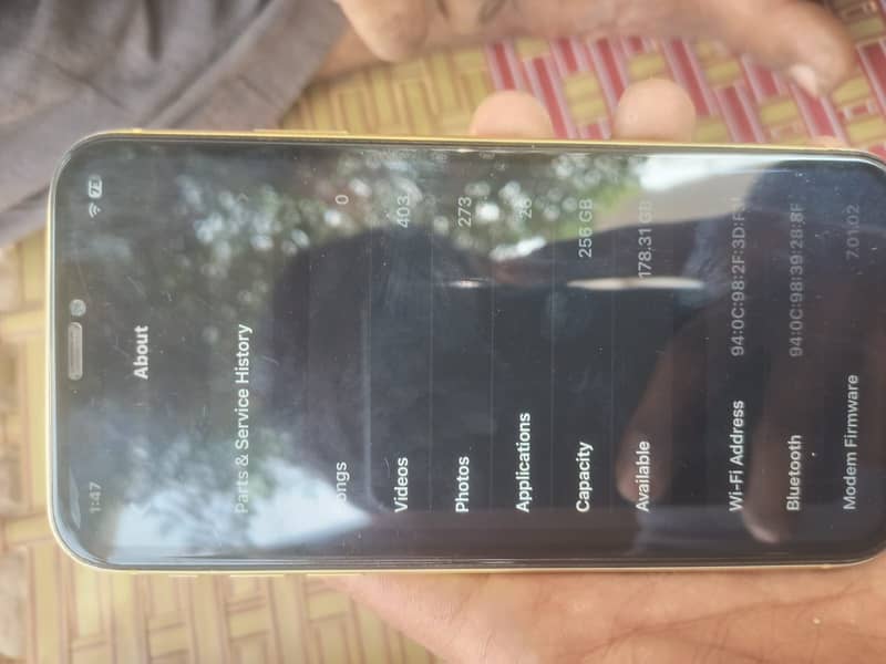 Apple iPhone 11 3