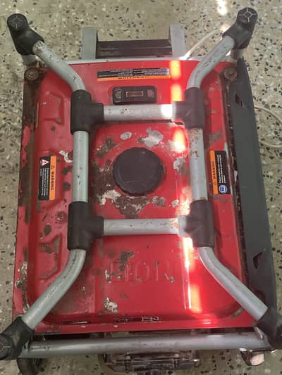 Brand AVR it can be opened by key and manually