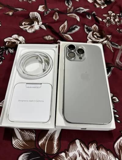 Apple iPhone 15 Pro Max