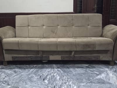 Sofa come bed