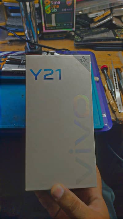 Vivo Y21
