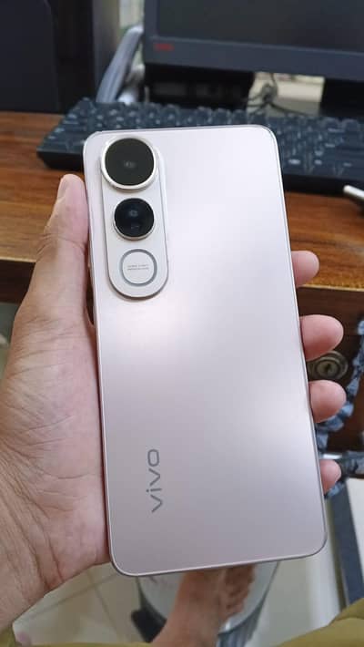 Vivo V50 Lite 5G 12/256gb 90w charger support 6500mah battery