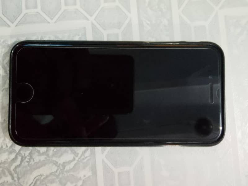 Apple iPhone 7 4