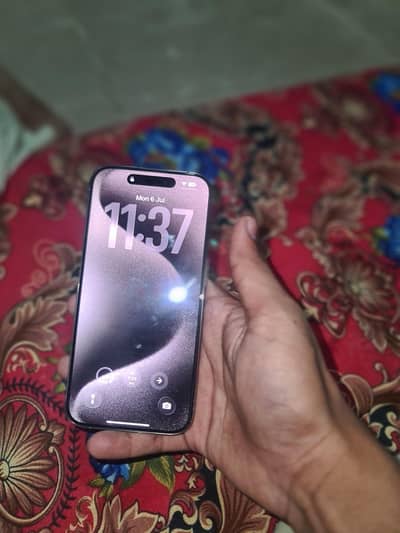 Apple iPhone 15 Pro