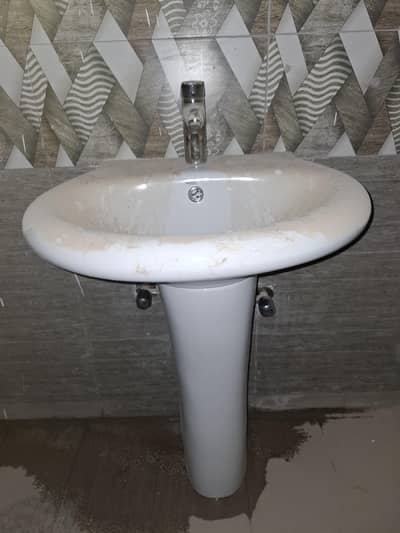 washroom accessories