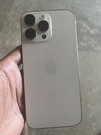 Apple iPhone 16 Pro