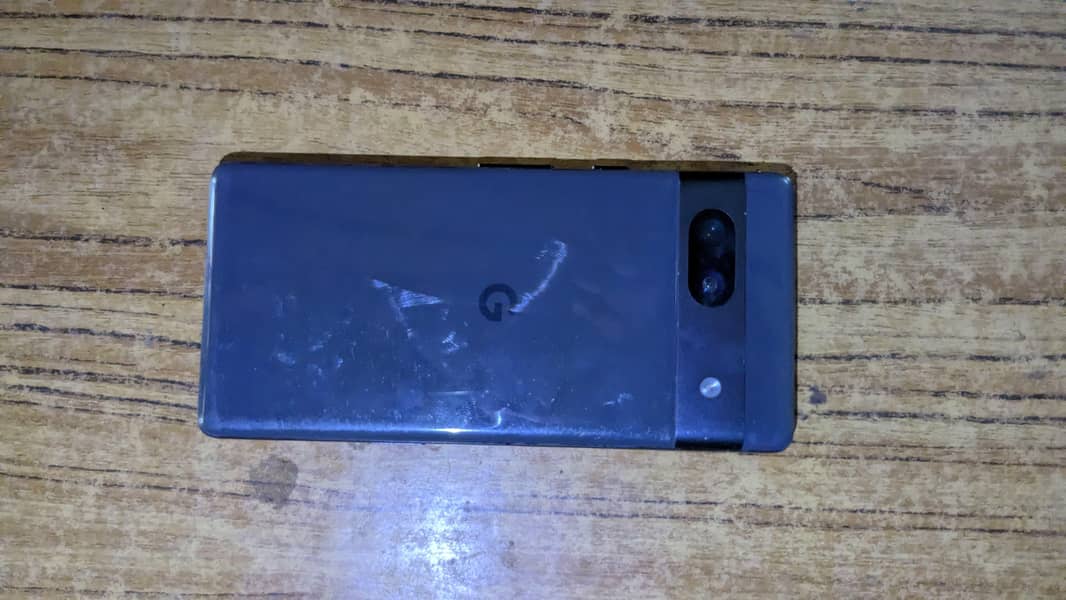 Google Pixel 7a 2