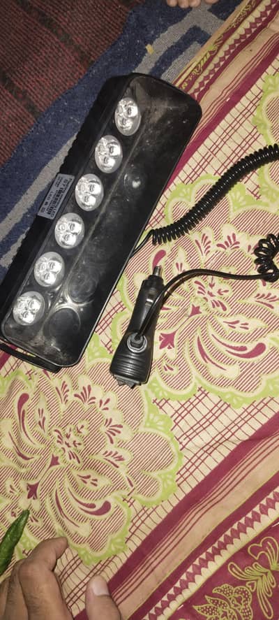Flashing warning LED  Dc 12 voltage or modal S7 ha new ha jis ko chiye