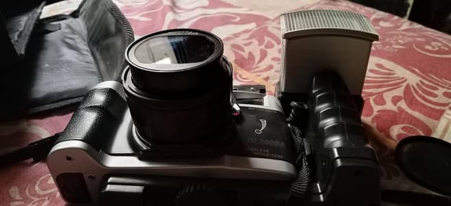 Vintage Olympia Japan DL2000A 35mm Film Camera with Flash & Bag