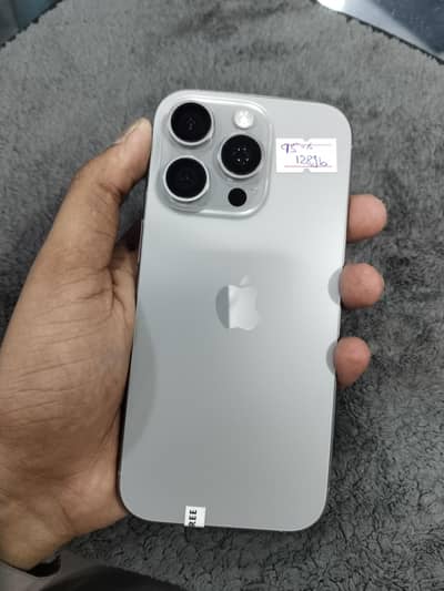 Apple iPhone 16 Pro