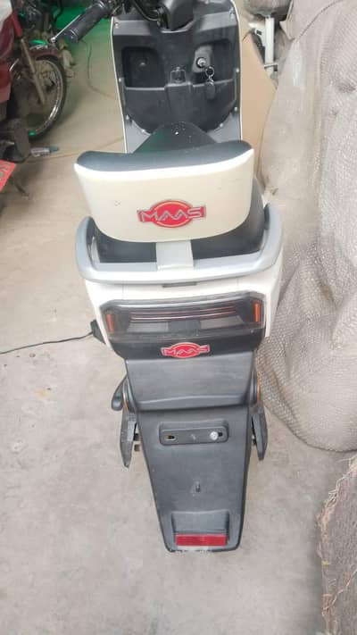 Electric scooty | Scooty | used Scooty