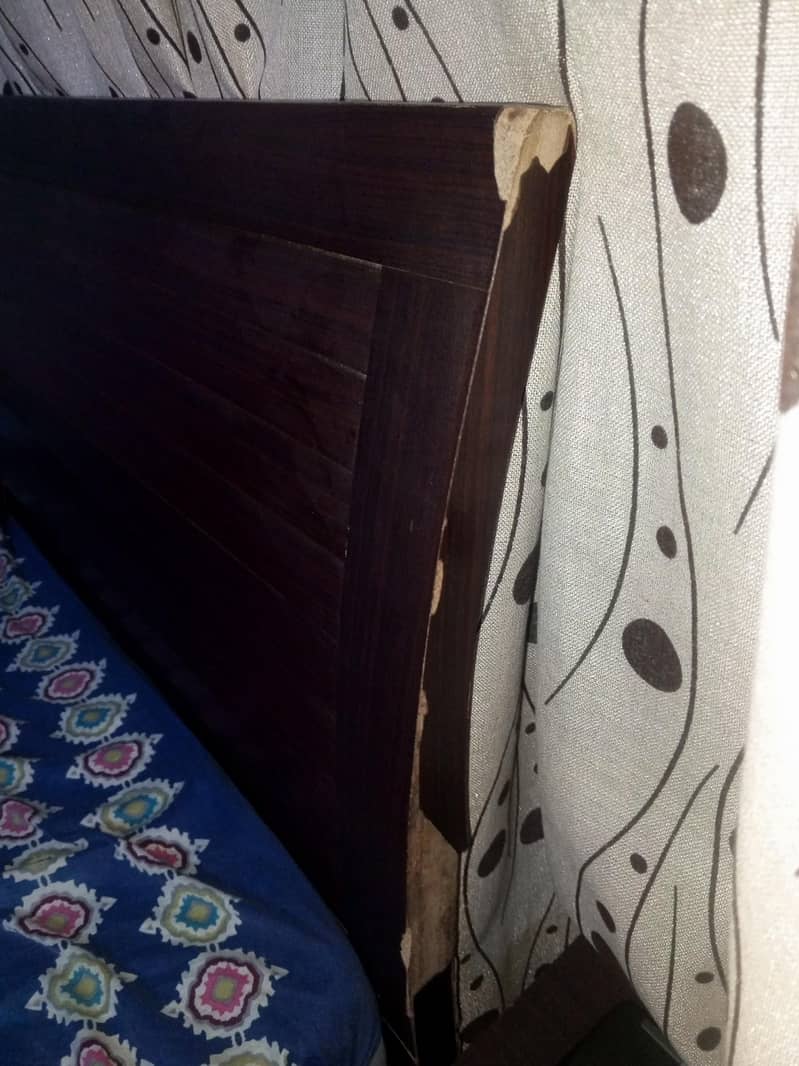 2 single bed only 4
