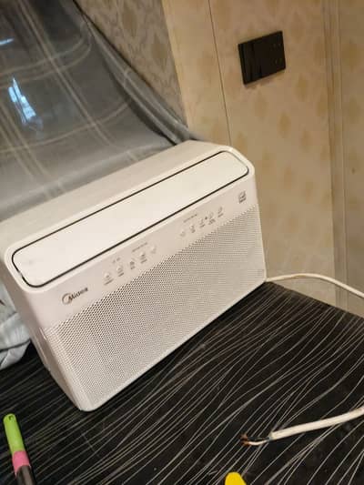 Midea 1 Ton Window AC