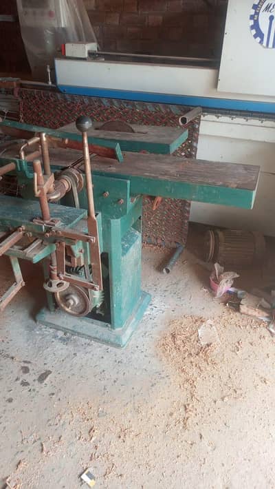 wood cutting machine