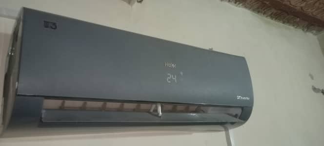Haier T3 pro 1 ton. only 1 Month used. Low apmeere