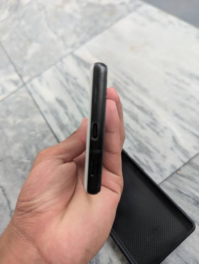 Google Pixel 6a 2