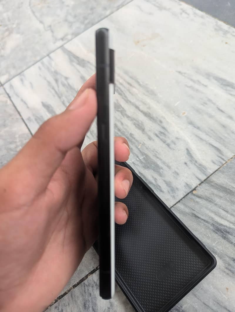 Google Pixel 6a 3