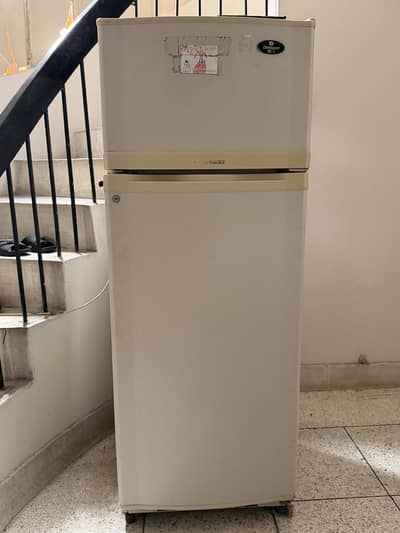 Dawlance refrigerator fridge