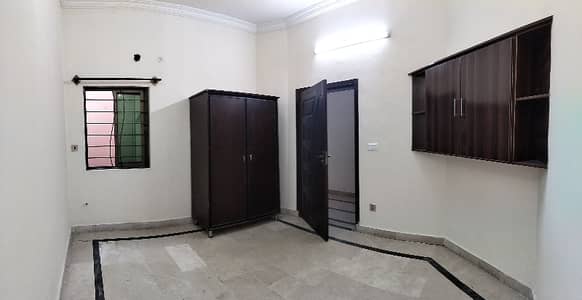 10 Marla Upper Portion Available For Rent In Gulraiz Housing Scheme Rawalpindi