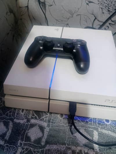 PS4 fat 500 gb brand new condition hai  jailbreak hai