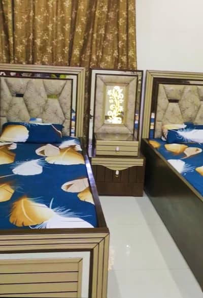 Bed Set With Almari