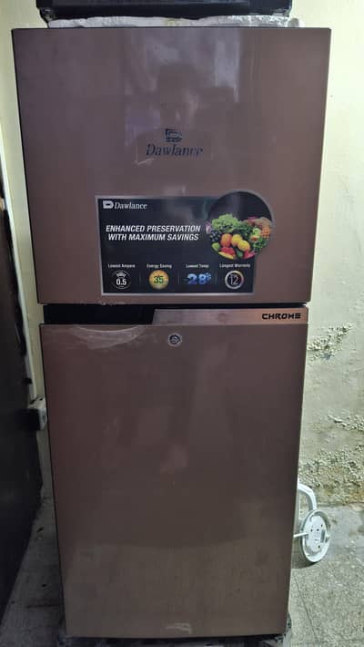 Dowlnce fridge urgent for sale 2 month use