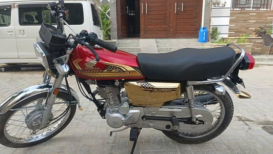 Honda CG 125 (GOLD EDITION)