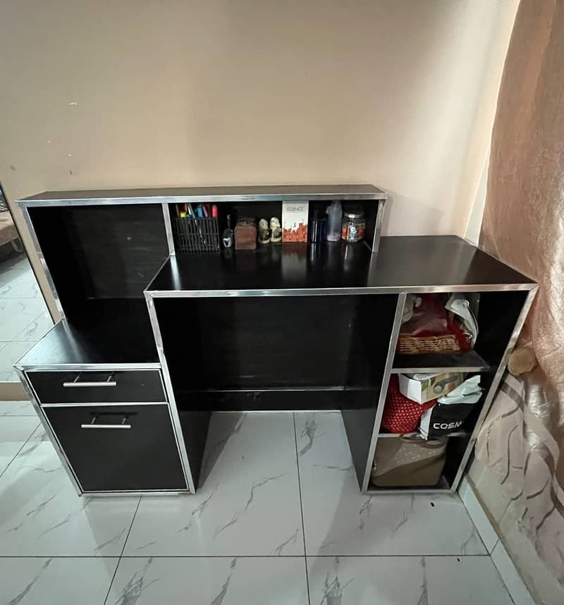 Brand new Study Table 3