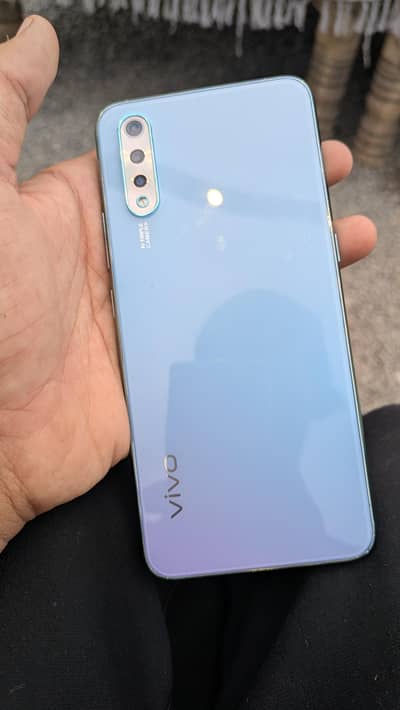 Vivo S1