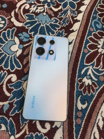 Infinix Note 30