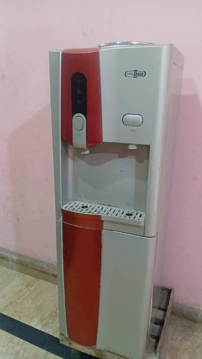 water dispenser