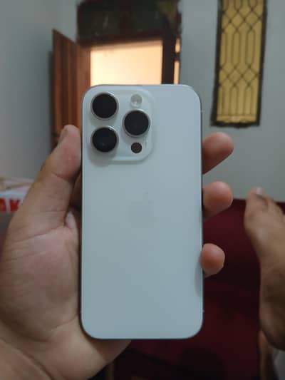 Apple iPhone 15 Pro