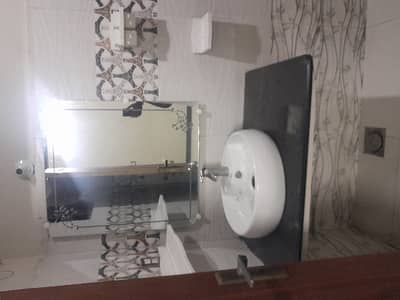 5 Marla beautiful House Available For Sale Wapda Town Ph1 Block G4