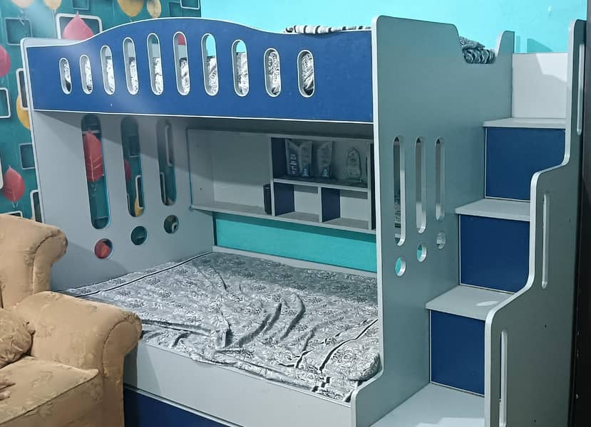 triple bed 0