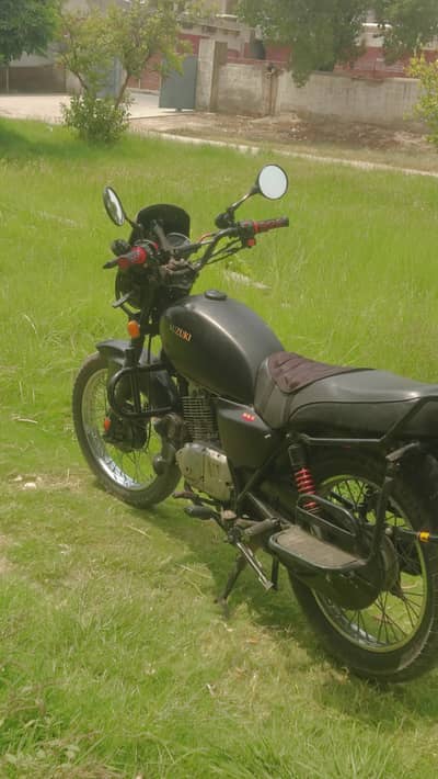 Suzuki gs 150