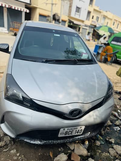 Toyota Vitz 2014