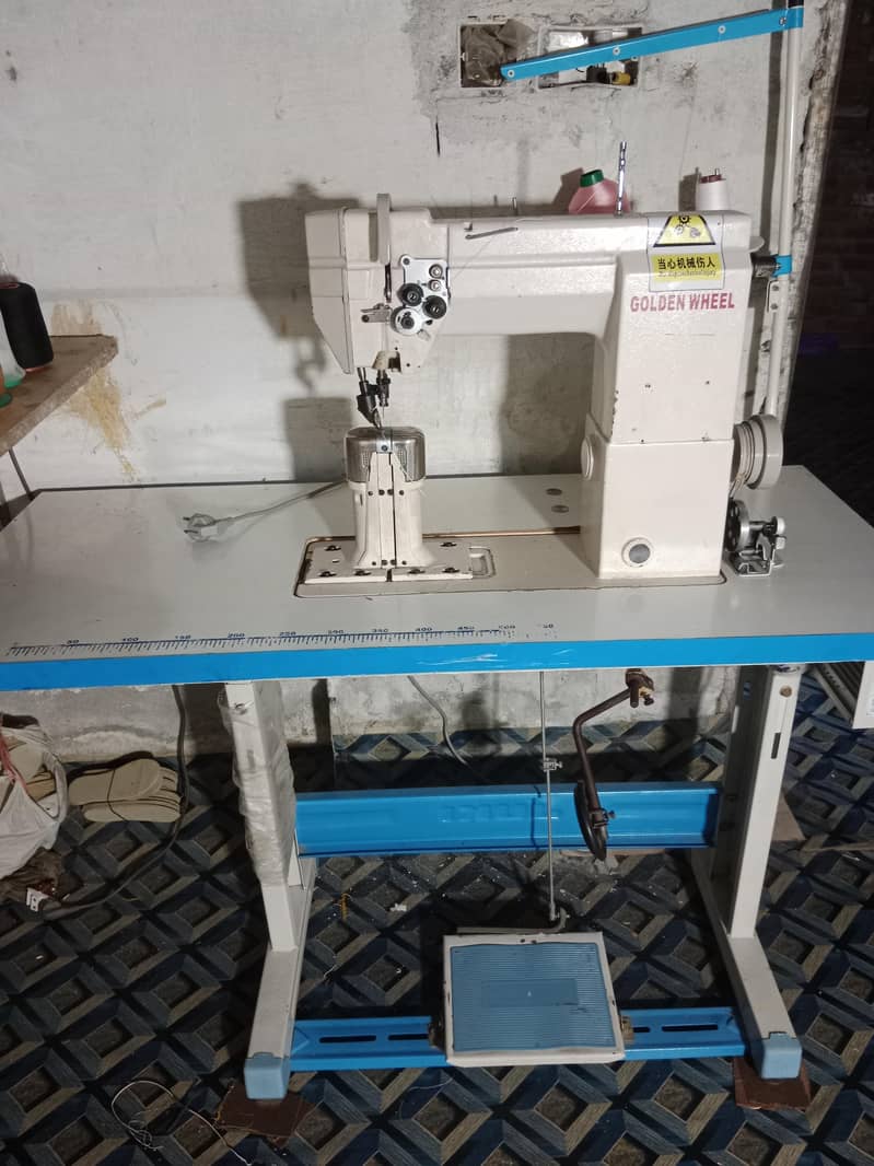 Double Reader industrial Sewing machine 3