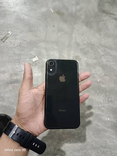 Apple iPhone XR